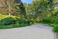 180 Middle Line Highway Southampton 28
