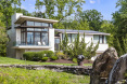 46 Ledgerock Ln, Hyde Park, NY 29