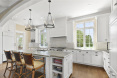 A Marvelous Classic Estate in Southampton 4