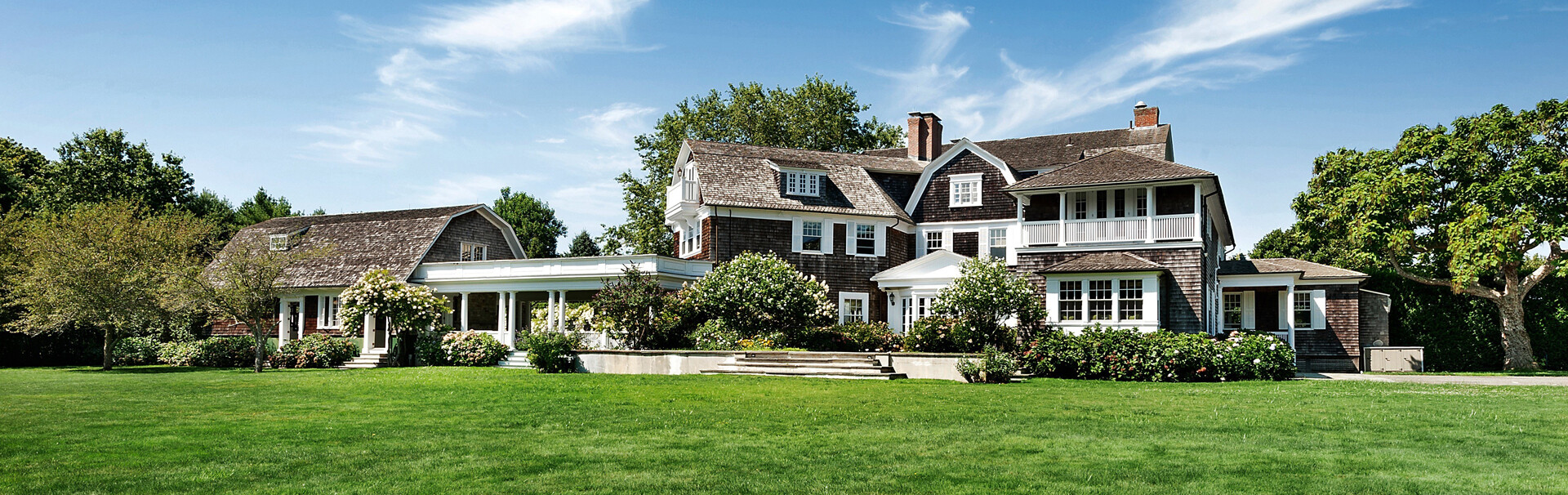 Louis Vuitton Lands in East Hampton as Summer Getaway Season Officially  Starts