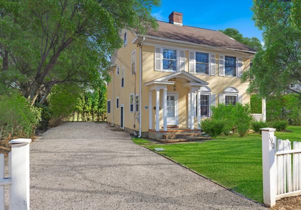 190 Little Plains Road Southampton Main