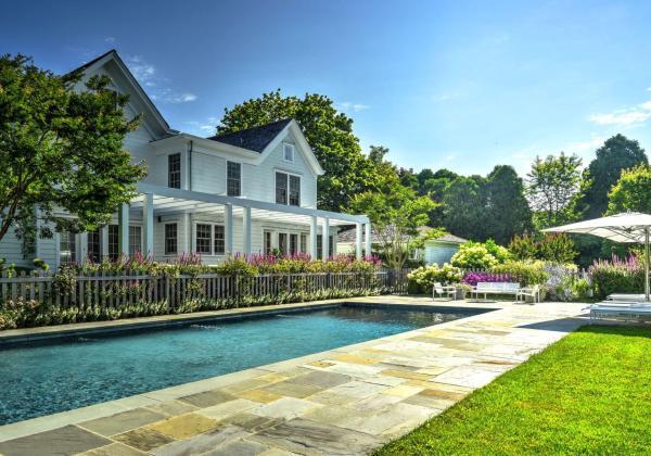 136 First Neck Lane Southampton Main