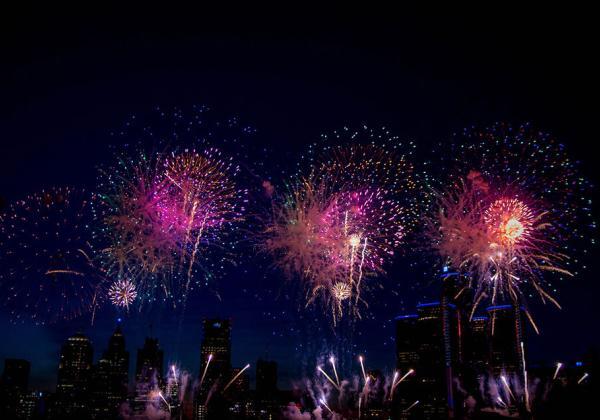 Six Best Places to Watch Fireworks 1