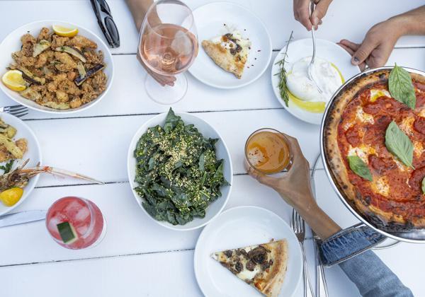 Moby’s & Moby’s Market 4