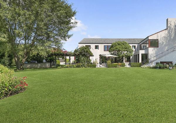 Modern Beach House Main