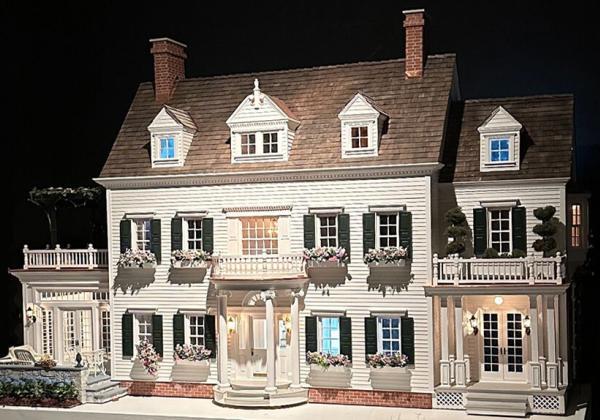 Doll House Main