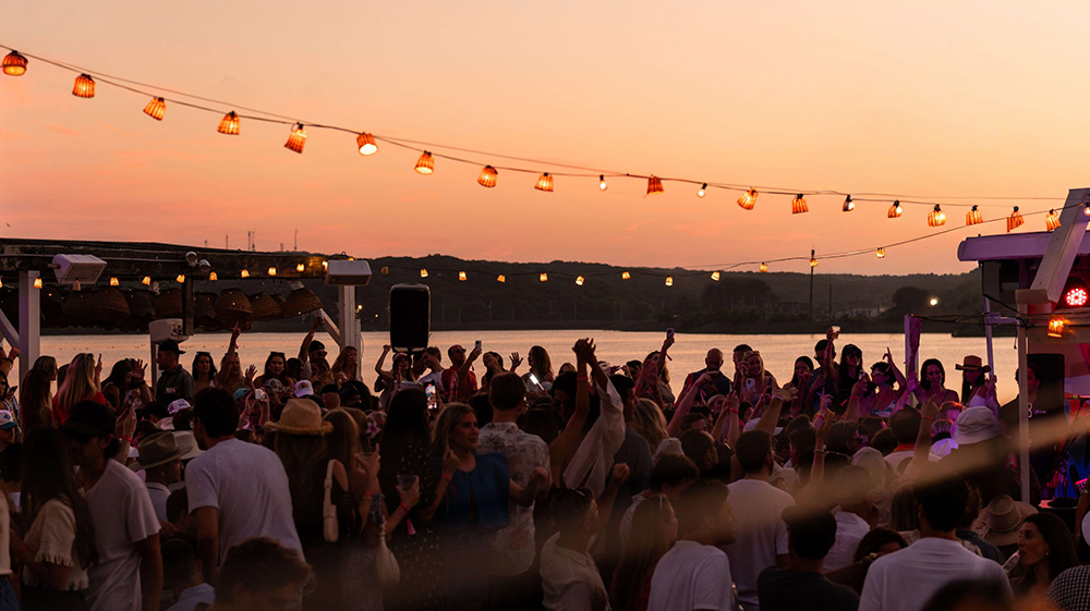 the surf lodge concerts